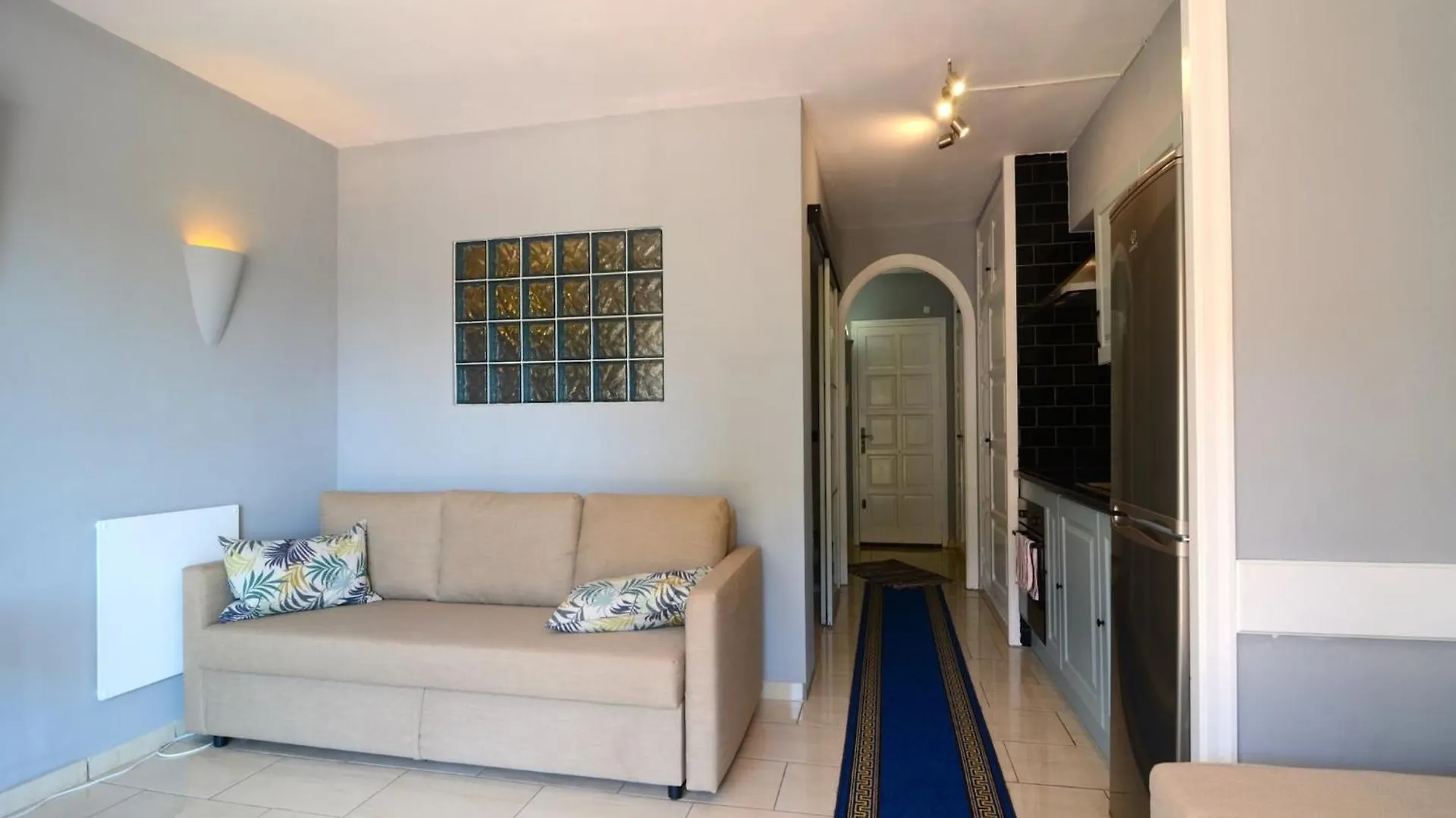 레스타르티트 Jardins Del Mar 006 아파트