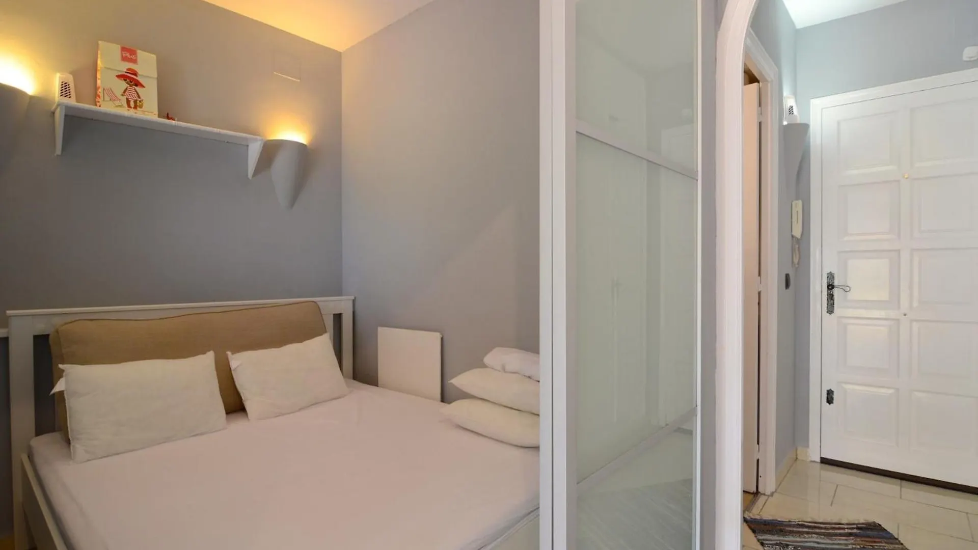 레스타르티트 Jardins Del Mar 006 아파트